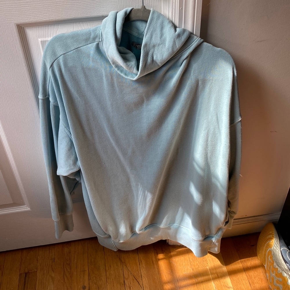 Turtle neck hoodie